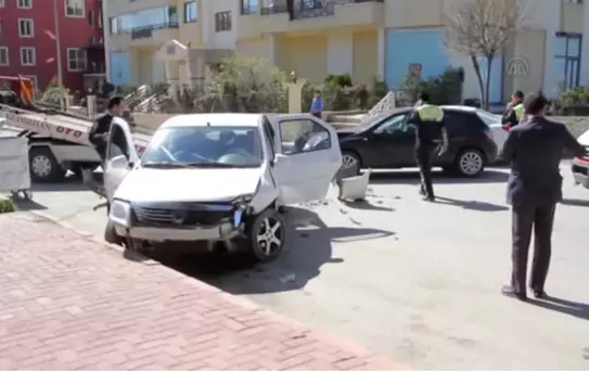 Trafik Kazası: 2 Yaralı