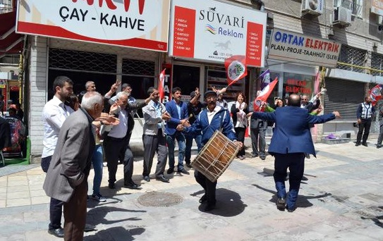 Hdp'liler Kayseri'de Davul Zurnalı Tanıtım Yaptı