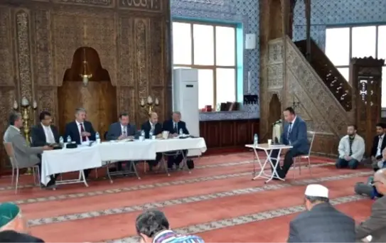 Din Görevlileri Ezan Okuma ve Kur'an Okuma Yarışması Yaptı