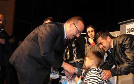 Hakkari Emniyet Müdürlüğü'nden Engellilere Jest