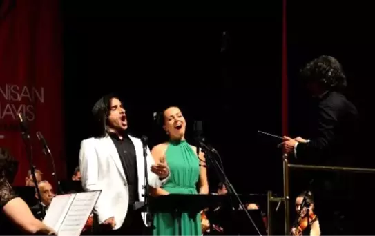 Kucerova ve Bezdüz'den Muhteşem Konser