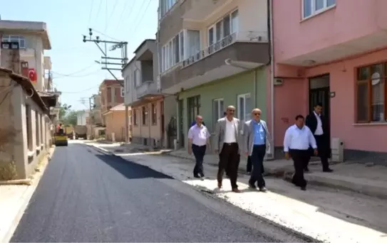 Celebi Sokak'ta Asfaltlama Çalışması Başladı