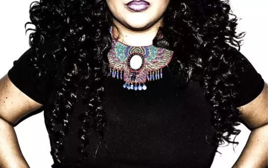 İsveç'in 'Amy Winehouse'u Kristin Amparo