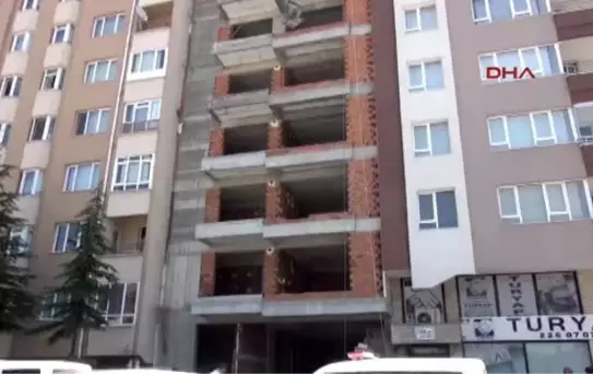 Eskişehir'de İnşaatın 6'ncı Katından Düşen İşçi Öldü