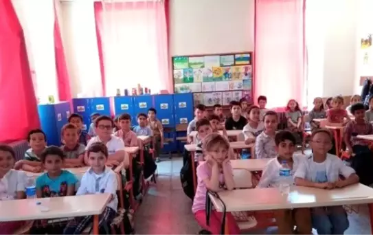 Üç Bine Yakın Öğrenciyi Bilgilendirdiler