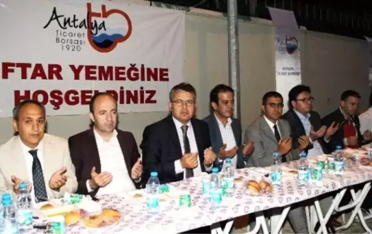 Borsa'dan Vahhab-ı Ümmi'de İftar