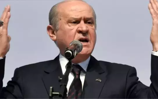 Bahçeli'den Ünlü Oyuncuya Sert Sözler: Artist, Keçi Reklamı Yapıyor