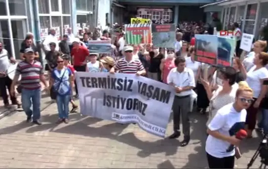 Zonguldak'ta Termik Santral İçin Çed Toplantısında Kefenli Protesto