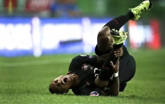 Evra'nın Nani'ye Sert Faulü Fenerlileri Korkuttu
