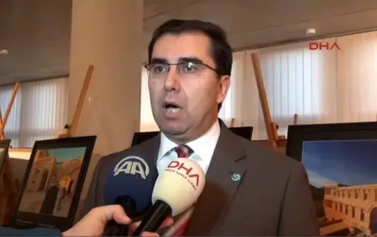 Köln'de ?gün Işığını Paylaşmak? Adlı Fotoğraf Sergisi Açıldı
