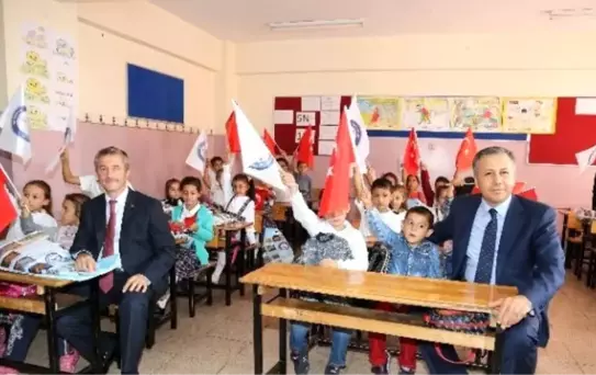 Şahinbey Belediyesi'nden 20 Bin Öğrenciye Çanta ve Kırtasiye Desteği