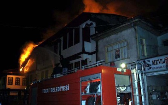 Tokat'ta Korkutan Yangın