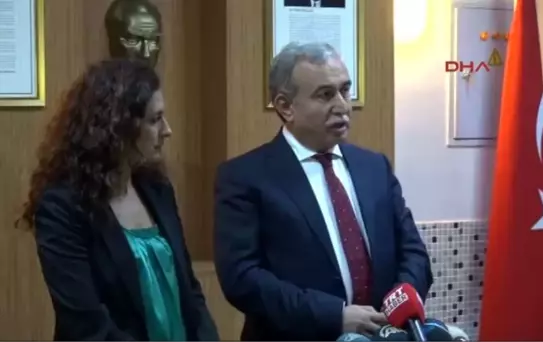 Adana - ABD Dışişleri Bakan Yardımcısı Suriyeli Öğrencilere Kitap Dağıttı -2