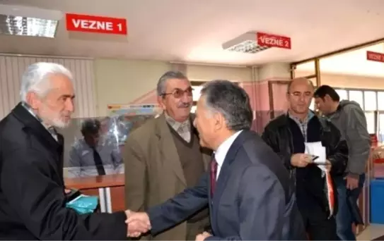 Çevre Temizlik Vergileri ile Oturma Bankları, Kamelya ve Çöp Sepetleri İhale ile Satın Alınacak