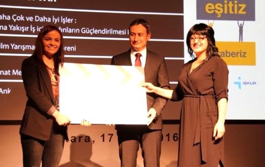 Selçuk İletişime 4 Ödül Birden