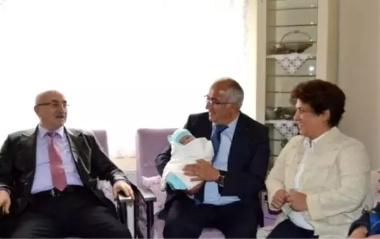 Belediye'den 'Hoşgeldin Bebek' Projesi