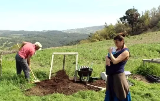 Doğaya Göbekten Bağlılar