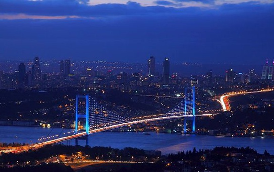 İstanbul'un 12 İlçesinde Elektrik Kesintisi