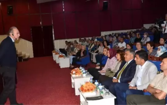 Ereğli'de 'Kanserden Korunma ve Sağlıklı Beslenme' Konulu Konferans