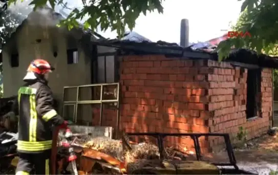 Kocaeli Buzdolabı Evi Yaktı