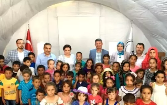 Suriyelilerin Bayram Sevincini Paylaştılar