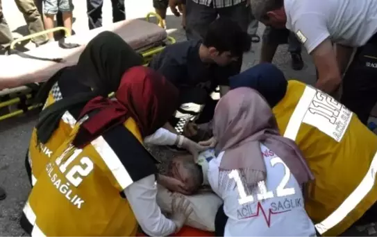 İnegöl'deki Üç Ayrı Kazada 17 Kişi Yaralandı