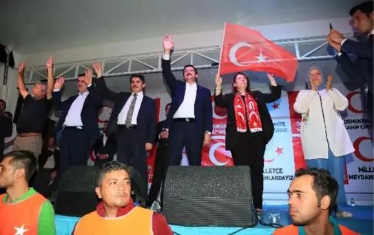 Demokrasi Nöbeti Sürüyor