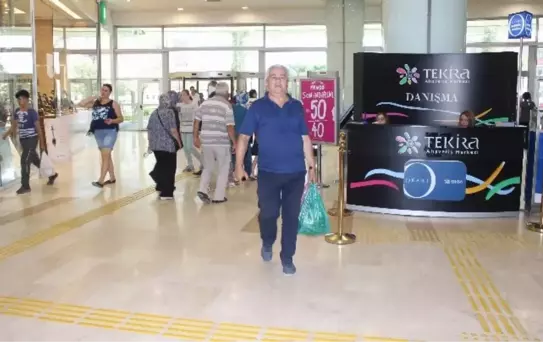 Avm'ler Sıcak Havada Vatandaşın Gözdesi Oldu