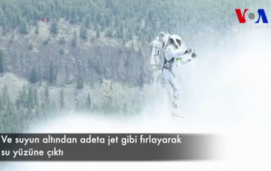 Sırt Roketi Pilotu Eric Scott