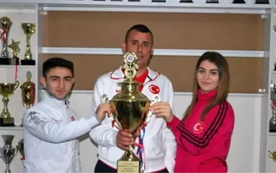 Hendekli Karateciler Milli Takım Kampında