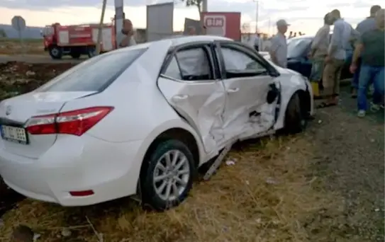 Araban Eski Belediye Başkanı Kaza Yaptı: 3 Yaralı