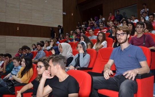 Yabancı Diller Yüksekokulu'ndan Oryantasyon Programı