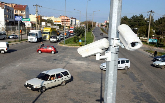 İstanbul Trafiğine 'Kamera Kontrol Sistemli' Çözüm