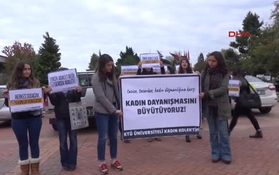 Trabzon - Ktü?lü Kız Öğrenciler Cinsel Tacize Uğrayan Arkadaşları Için Tepki Eylemi Düzenledi