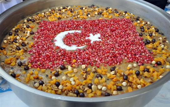 Çubuk'ta Aşure ve Lokma Etkinliği Düzenlendi