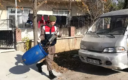 Jandarmadan 'Kaçak Rakı' Baskını