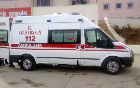 Hamur'da Trafik Kazası: 1 Ölü, 3 Yaralı