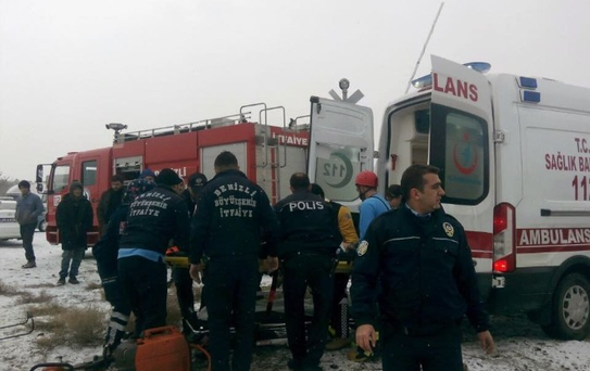 Buzlanma Kazayı Beraberinde Getirdi: 2 Yaralı