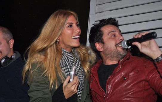 Çağla Şıkel, Eski Eşinin Sevgilisi Narcı'ya Yine Övgüler Dizdi: Bebek Gibi