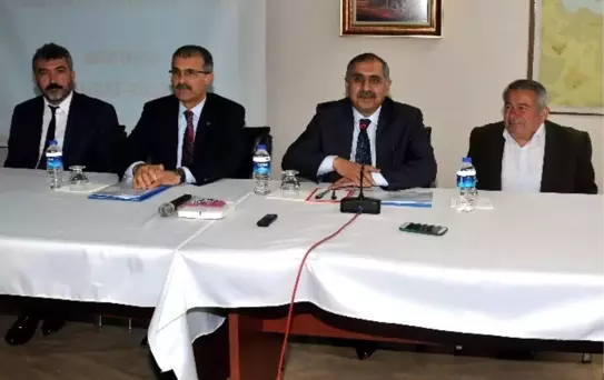 Vali Koçak, Yenipazar'ın Sorunlarını Dinledi