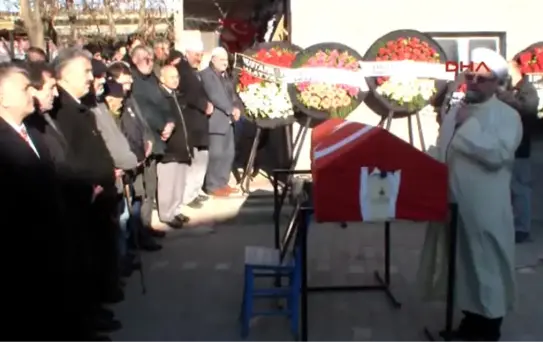 Dikili Kaymakamı Mustafa Nazmi Sezgin Kansere Yenildi