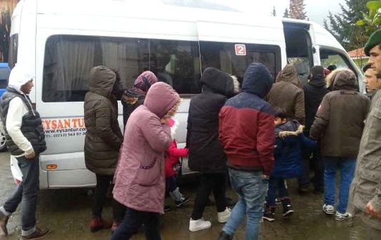 Çalılıkta Saklanan Suriyeliler Yakalandı