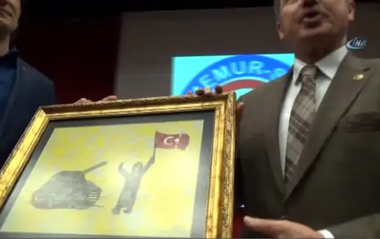 AK Parti Manisa Milletvekili Selçuk Özdağ: 'Liderlere Darbe Haberini Ben Verdim'