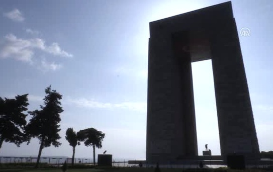 Çanakkale Şehitler Abidesi'ne Ziyaretçi Akını