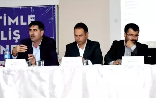 Kahta'da 'Endülüs Havzası' Paneli Düzenlendi