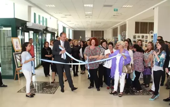 Çizginin Gücü Renklerin Dansı' Sergisi