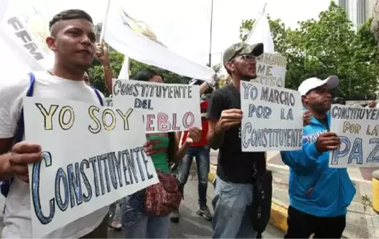 Venezuela'da Kurucu Meclis İçin İlk Toplantı Yapıldı