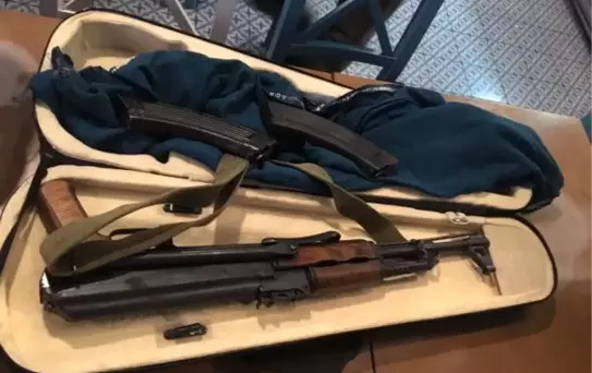Dha İstanbul- (Ek Görüntüyle)keman Kutusunda Kalaşnikof Tüfek Bulundu, Güvenlik Güçlerine Saldırı...