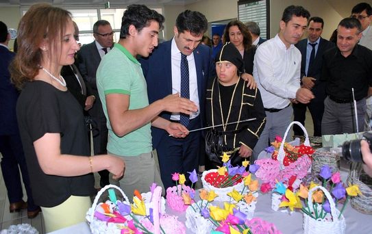 Salihli'de Özel Öğrencilerden Özel Sergi