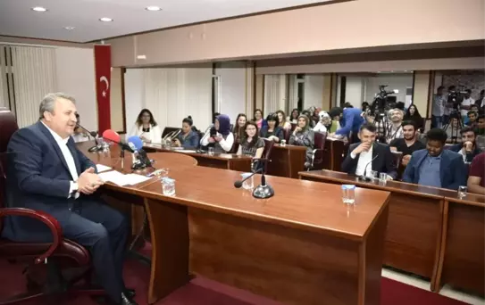 Başkan Çerçi, Tecrübelerini Gençlerle Paylaştı